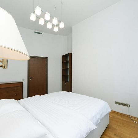 Apartmán Lux Near Maidan, Khreschutyk 3Br Kyjev Exteriér fotografie
