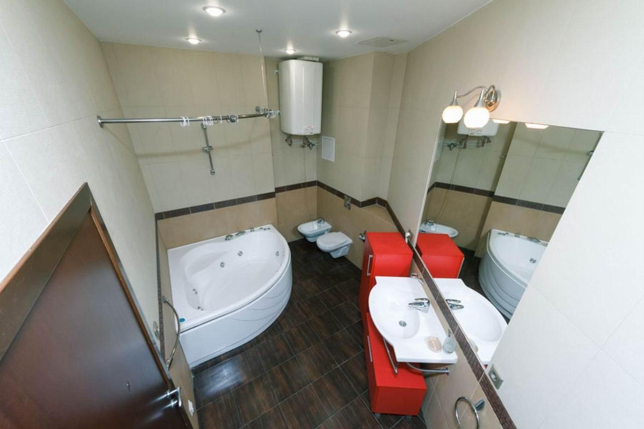 Apartmán Lux Near Maidan, Khreschutyk 3Br Kyjev Exteriér fotografie